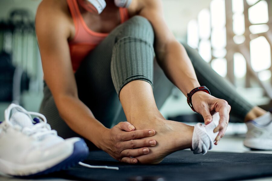 Knee to Foot Pain Treatment